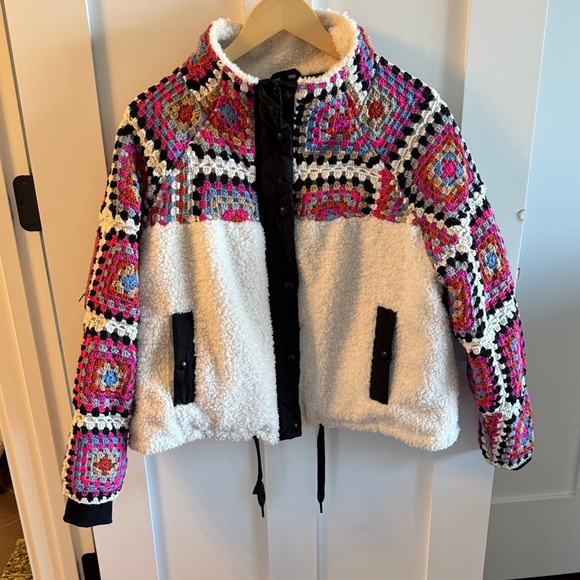 Blank NYC Crochet and Sherpa jacket - Picture 1 of 3